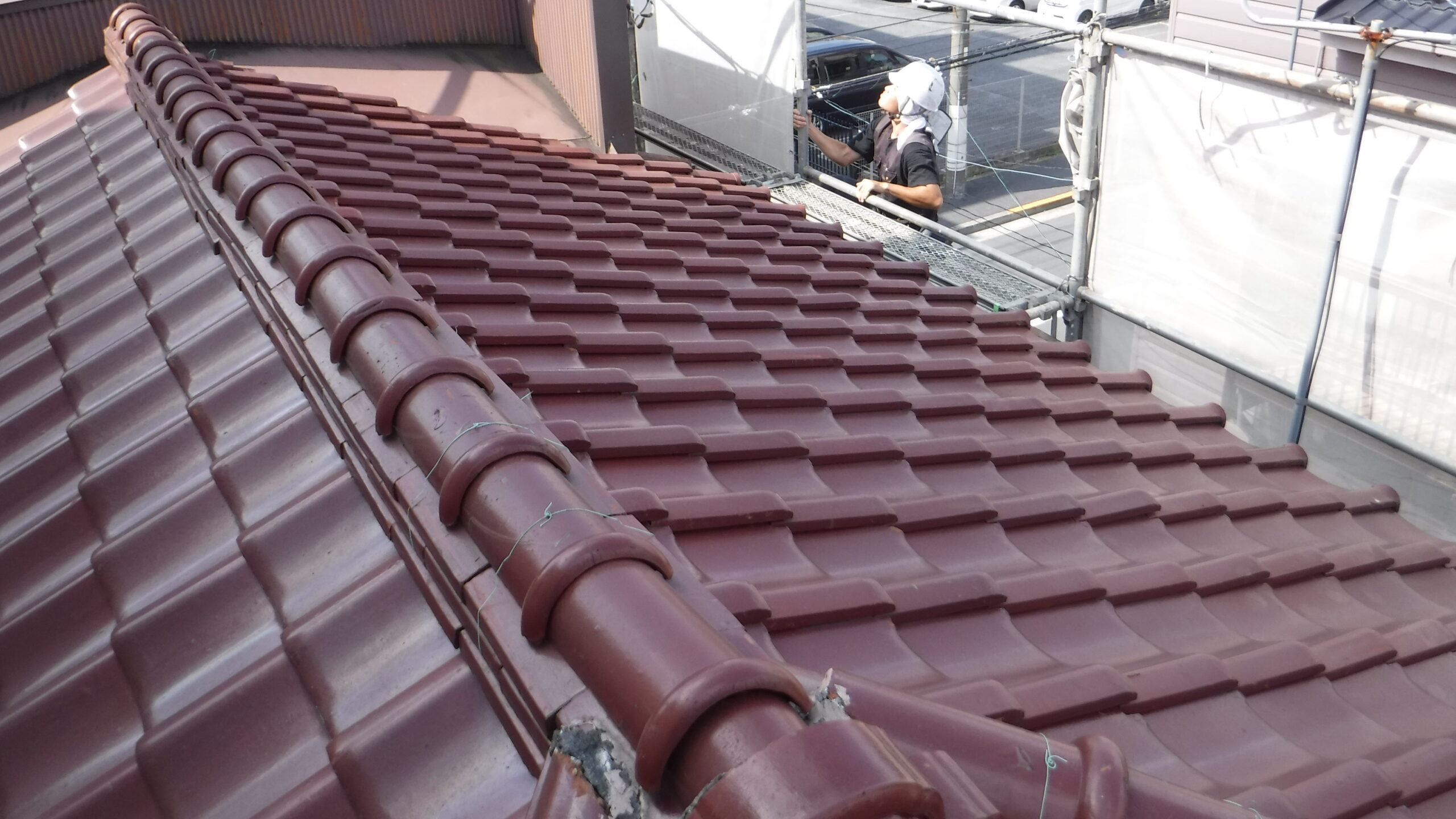 大田区にて雨漏り修理〈瓦屋根の雨漏り・葺き替え工事〉 施工前